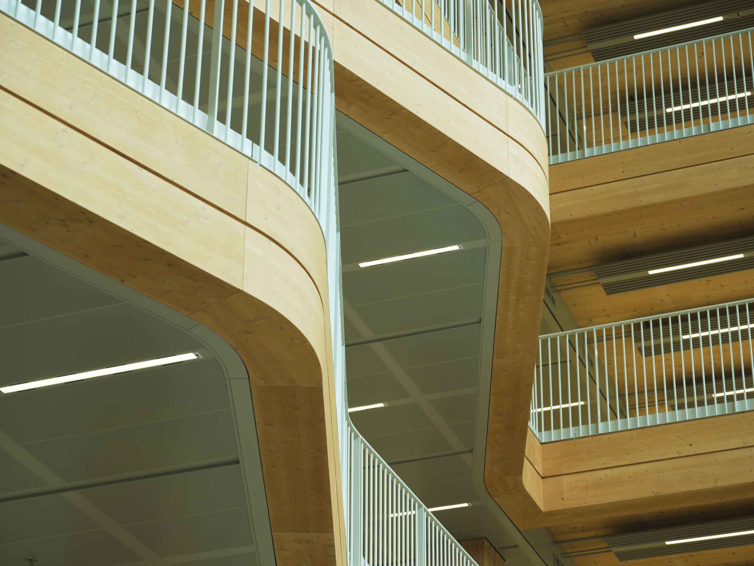 EDGE Coolsingel in Rotterdam with offices, coworking, meetings and events for the community