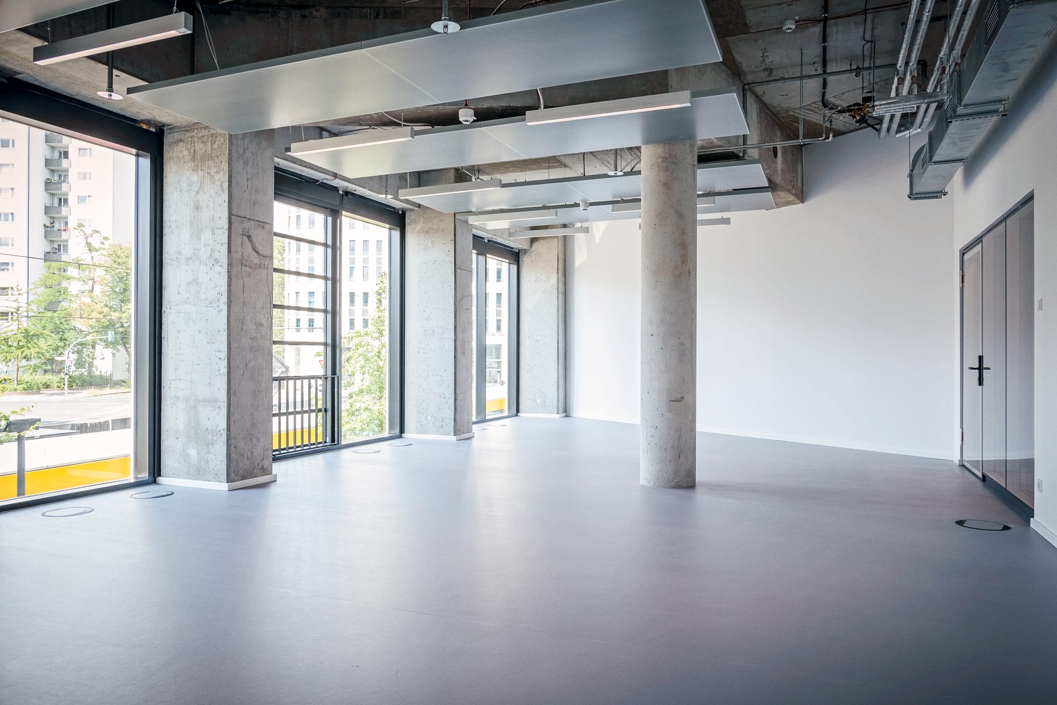 Private offices based on our company pillars: design, well being, technology, sustainability. And we add our hospitality to it.