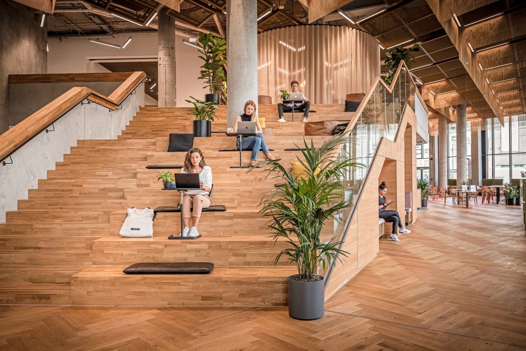 Edge workspaces grand central Berlin, private offices in the city center